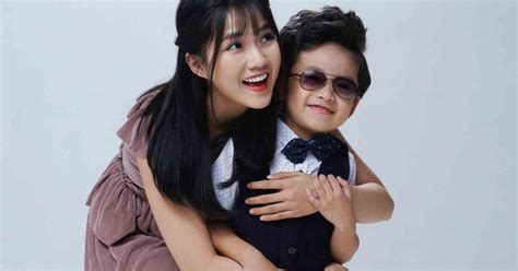 Hot Girl V N O Ki U Trinh L T X C V I Ng Ngo I Tu I