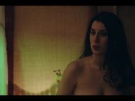 Naked Elena Martín in Veneno