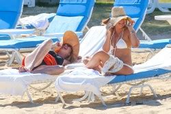 Kate Hudson Wearing A Bikini In Hawaii Lqtag Page Phun Org Forum