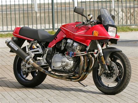 Racing Cafè Suzuki GSX 1100 S Katana 2 by Advantage