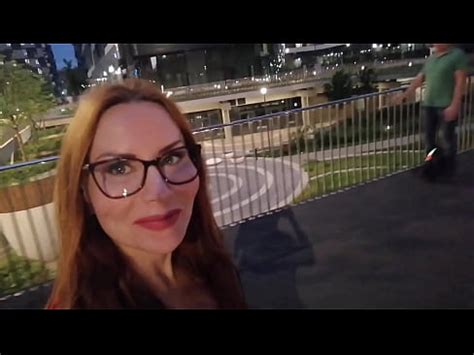 MILF DA LA MEJOR MAMADA EN EL ASCENSOR XVIDEOS