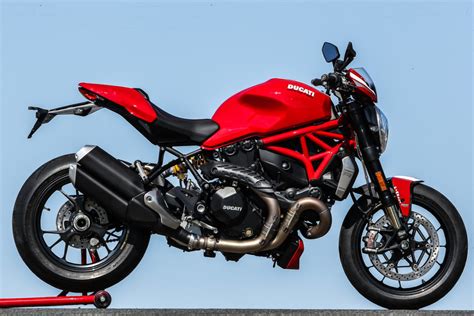 2016 Ducati Monster 1200 R First Ride Review