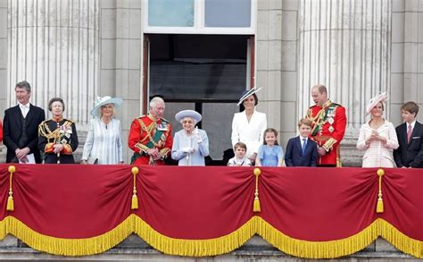 King Charles Is Allowing 1 Non-Working Royal on the Balcony After