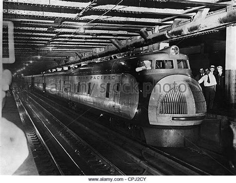 streamliner stock  streamliner stock images alamy union