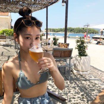 Mika Yoshinaga Babe Page Watch This Supermodel On FreeOnes