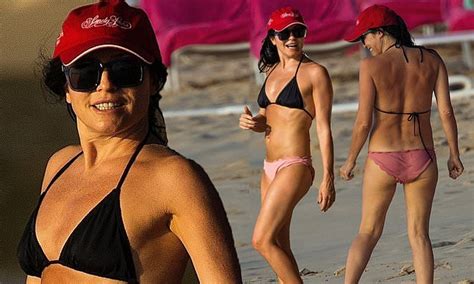 Andrea Corr Flaunts Her Incredibly Toned Physique In A Skimpy Mismatched Bikini Daily