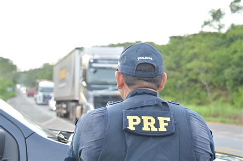 Prf Registra 22 Acidentes 4 Mortes E 6 Prisões Na Operação Natal 2023