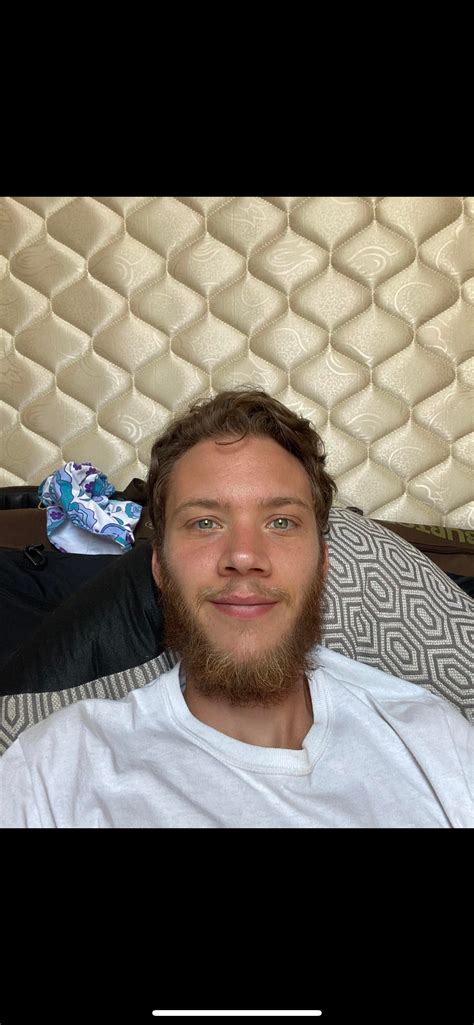 Beard or no beard? : r/beards