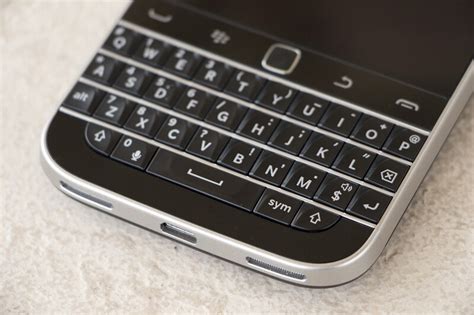 BlackBerry users have nothing to fear, the keyboard is here to stay ...