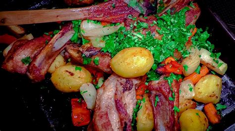 Свиные ребрышки в духовке - YouTube