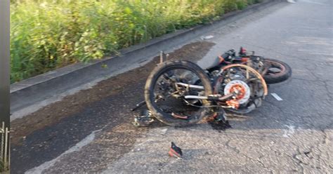 Motociclista Muere Al Ser Embestido Por Carro Fantasma En Canc N