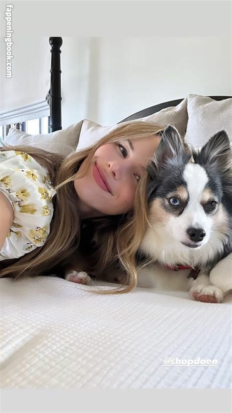 Halston Sage Oatmilkhuny Nude Onlyfans Leaks Fappening Fappeningbook