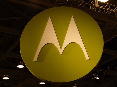motorola  cfo paul liska claims motorola fudged financial reports