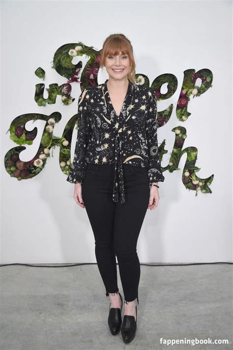 Bryce Dallas Howard Nude The Fappening Photo 91741 FappeningBook