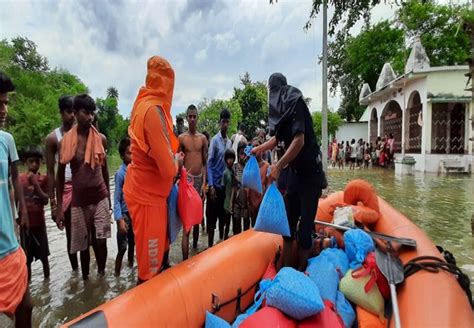 Bihar Floods 33 Ndrf Sdrf Teams Deployed In 16 Districts Death Toll