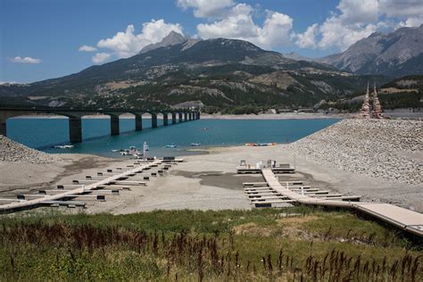 In The Alps The Serre Pon On Lake Is Trying To Adapt To The Drought