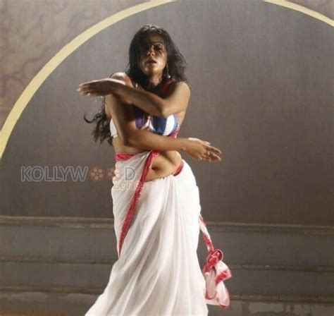 Hot Priyamani Stills 09 48788 Kollywood Zone