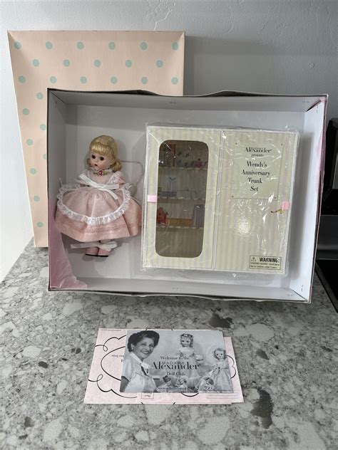 Madame Alexander Doll Wendys Anniversary Closet Fao Schwarz