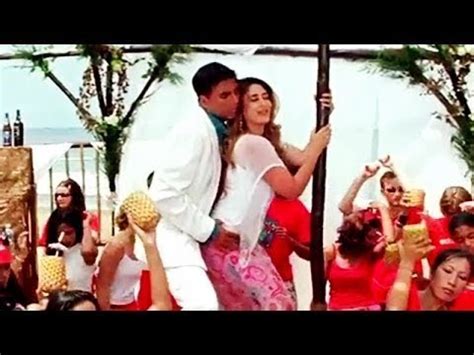Kareena Kapoor S Hot Body Enjoyed By Akshay YouTube