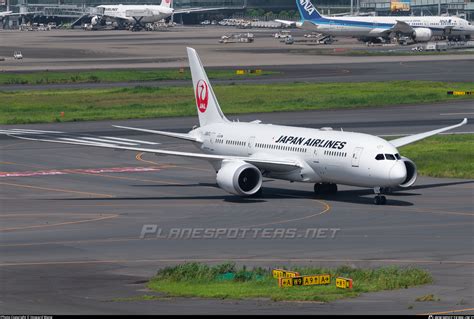 Ja J Japan Airlines Boeing Dreamliner Photo By Howard Wang Id