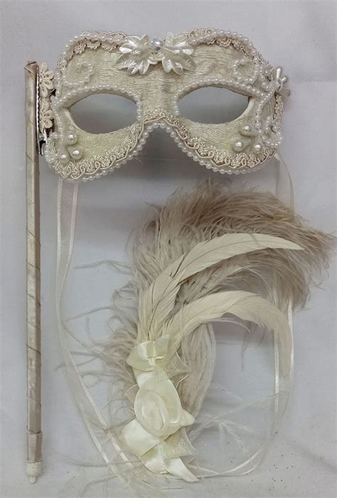 Mascara Julieta Nude Haste Plumas Luxo Festa Elo