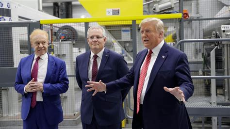 Trump Reportedly Gave U.S. Military Secrets To Mar-A-Lago Member After ...