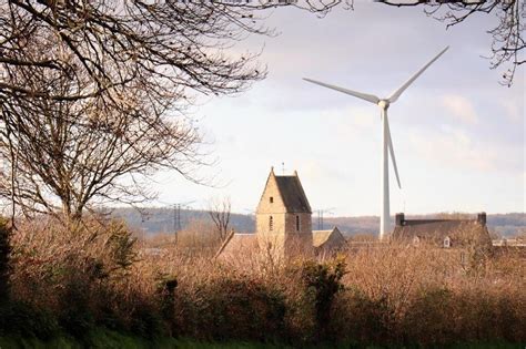 REPORTAGE La ligne très haute tension dans la Manche ce nest pas