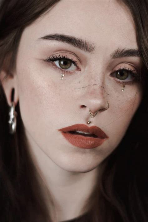 30% OFF* Clickers | Ask & Embla | Makeup eyeliner, Everyday makeup ...