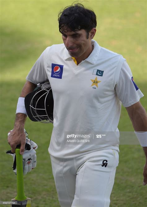 News Photo Pakistani Cricket Captain Misbah Ul Haq Reacts As