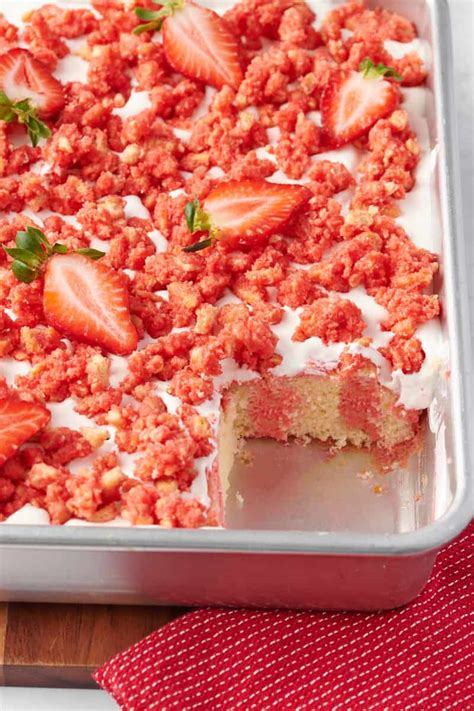 Easy Strawberry Crunch Poke Cake Recipe All Things Mamma