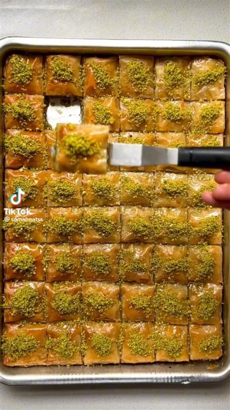 Pin By Alina Vlad On Omg In Baklava Baklava Recipe Sweet