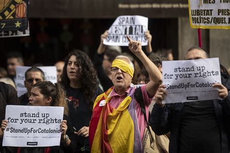 Le Monde En Col Re Panorama Des Manifestations Qui Ont Secou