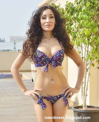 Nude Sakarepe Sofia Hayat S Bikini Photo Shoot 2011 Photographs Hot