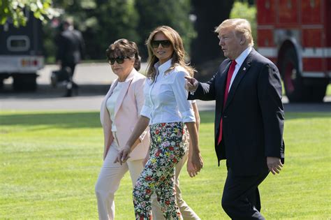 La mère de Melania Trump, Amalija Knavs, est « très malade