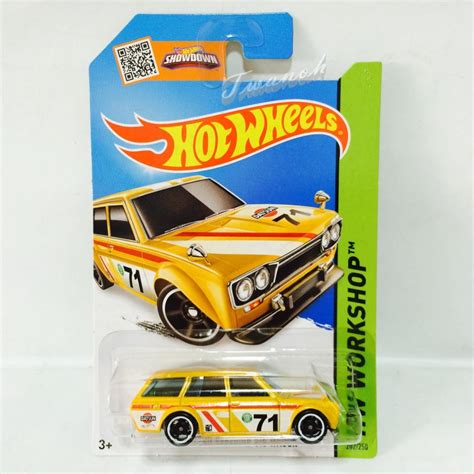 Mattel Hot Wheels 71 Datsun Bluebird 510 Wagon Toyota AE 86 Corolla Red Toyota AE 86 Corolla