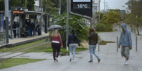 Passagem De Frente Fria Faz Cair A Temperatura No Rio De Janeiro