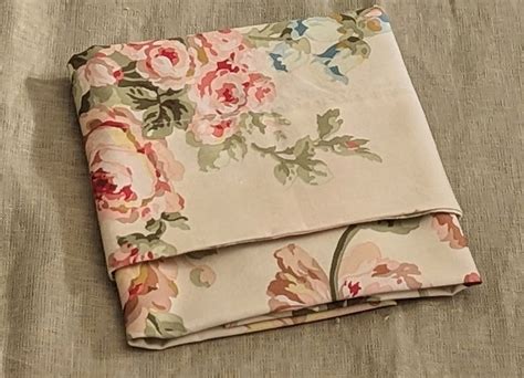 Ralph Lauren Sussex Garden Standard Case Sateen Chickadeevintage