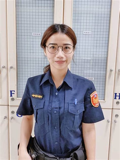 婦不懂操作atm急為兒子交保 女警路過解圍 新聞 中時