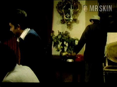 El alcalde y la política Nude Scenes Naked Pics and Videos at Mr