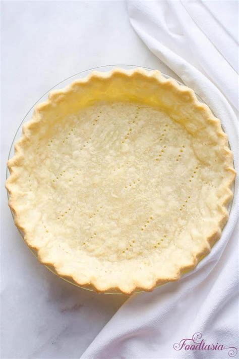 How To Make A Flaky Pie Crust Step By Step Photos Foodtasia