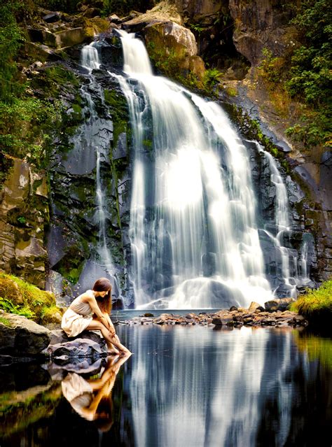 Issaquah Wa Waterfall Portraits Chris Watkins Portraits