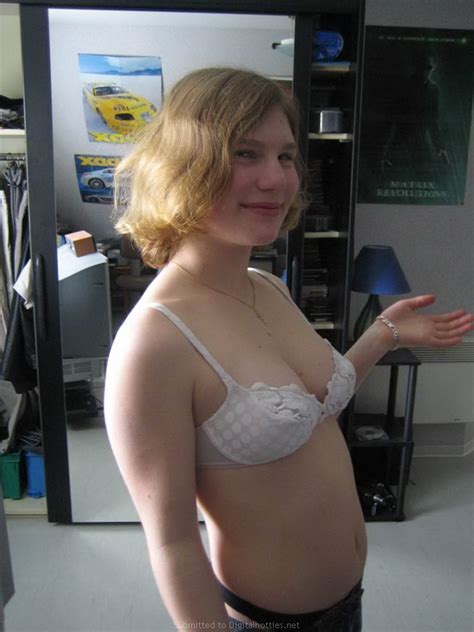 Amateur Pics 4232 DH2423 Digitalhotties Net 00119 Porn Pic