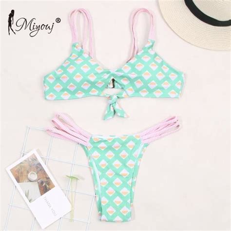 MAILLOT DE BAIN Miyouj Bikini à volants avec imprimé floral maillot de bain ensemble deux