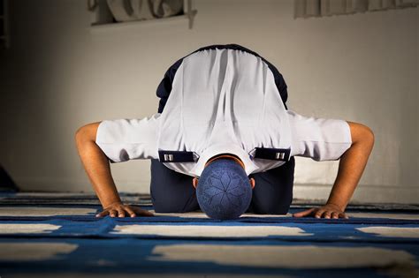 Gambar Sujud Aja Fimadani