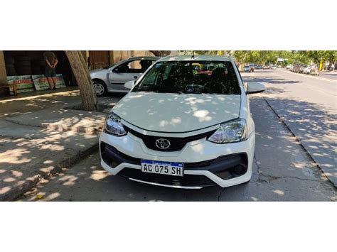 Toyota Etios 1 5 Xs 6mt 2017 Comprá en San Juan