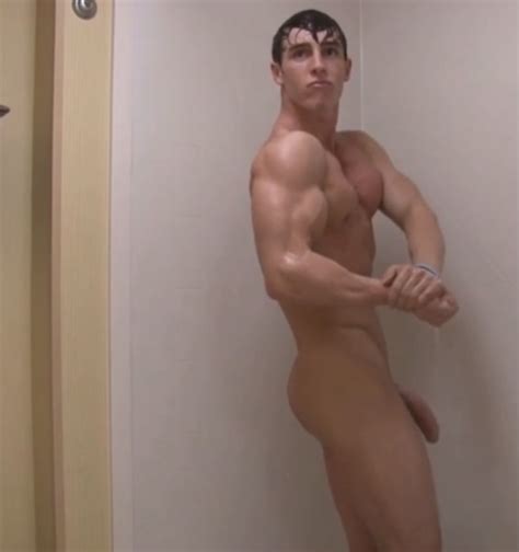 Naked Male Muscle Str HUNG Fitness Twunk ThisVid