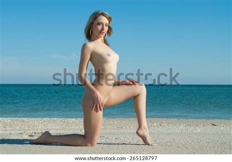 Beautiful Sexy Blonde Girl Posing Naked Stock Photo 265128797 Shutterstock