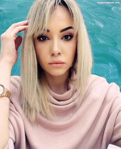 Teachers Schoolteachersarah Weareteachers Nude OnlyFans Leaks Fappening FappeningBook