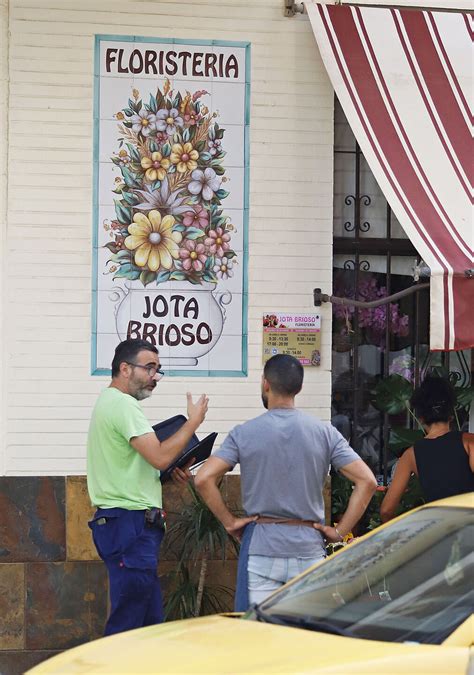 El Comercio De Cercan A Se Hace Fuerte En Los Barrios De La Ciudad De