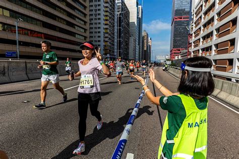 渣打馬拉松37萬個參賽名額已滿 跑手毋須核酸檢測及快速測試 新浪香港